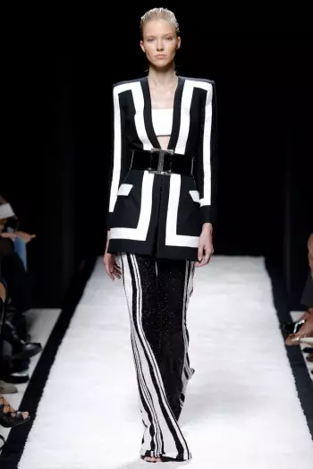 Balmain Primavera 2015: Um Look Linear