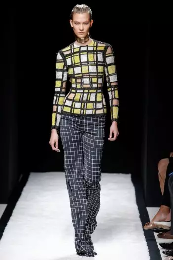 Balmain 2015 年春季：線性外觀