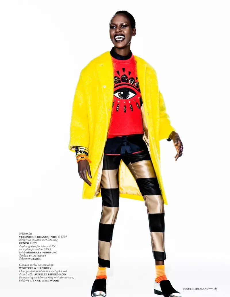 Ajak Deng Models Fall Brights voor Vogue Nederland door Marc de Groot