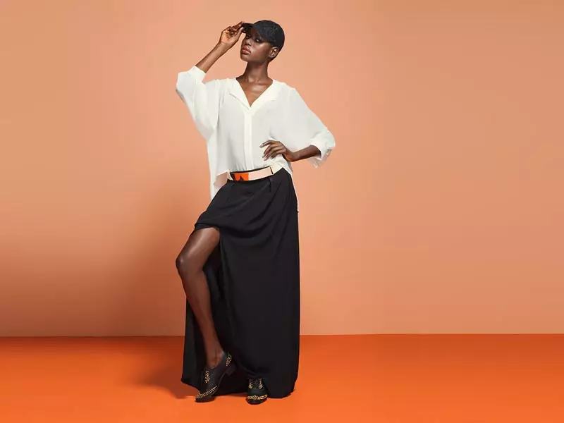 Ajak Deng este o frumusețe de vară pentru Lookbook-ul lui Nasty Gal din iulie 2012