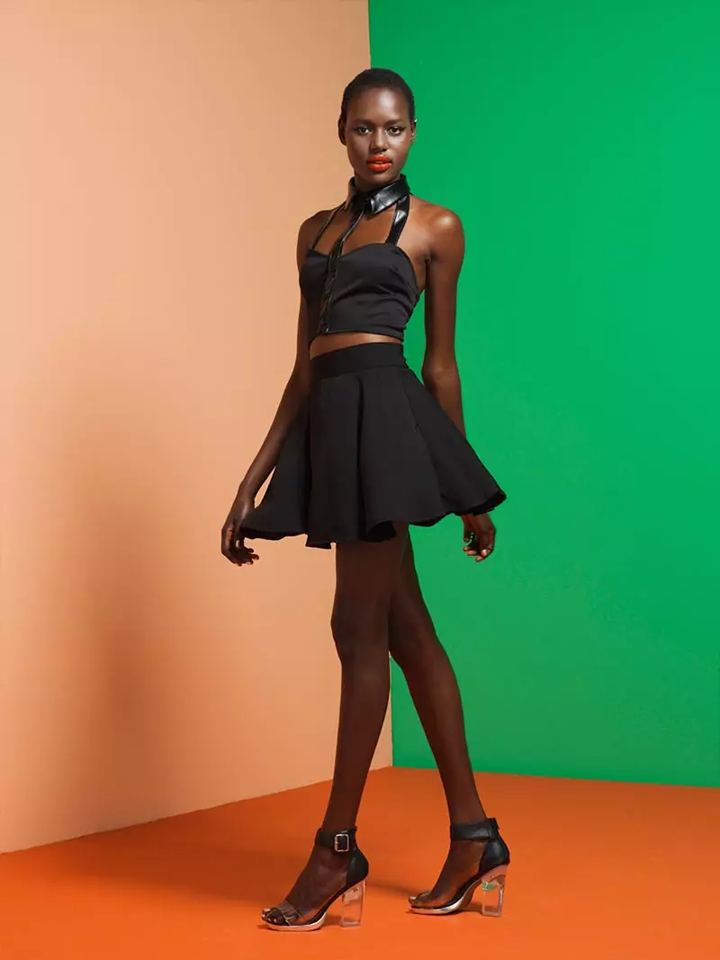 Ajak Deng er sumarfegurð fyrir útlitsbók Nasty Gal frá júlí 2012