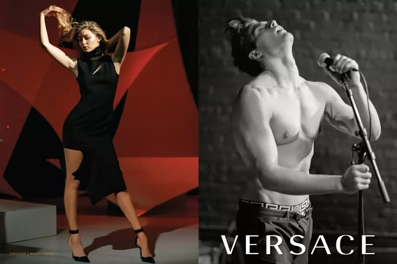 Gigi Hadid trägt in der Herbstkampagne 2016 von Versace ein kleines Schwarzes