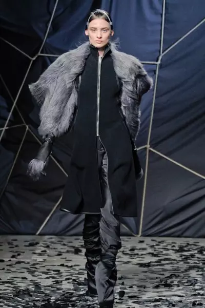 Gareth Pugh ውድቀት 2012 | የፓሪስ ፋሽን ሳምንት