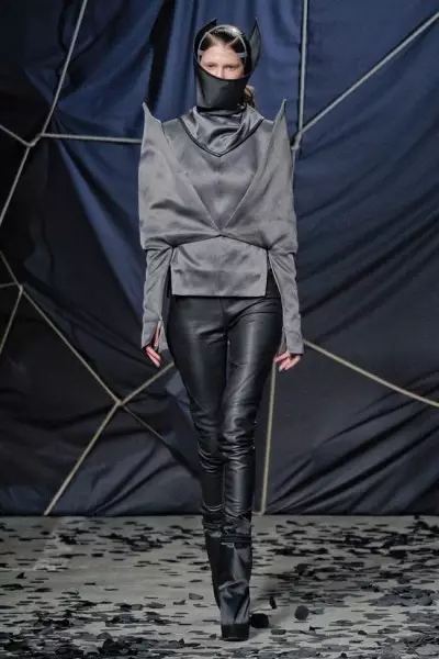 Gareth Pugh Pagkapukan 2012 | Semana sa Fashion sa Paris