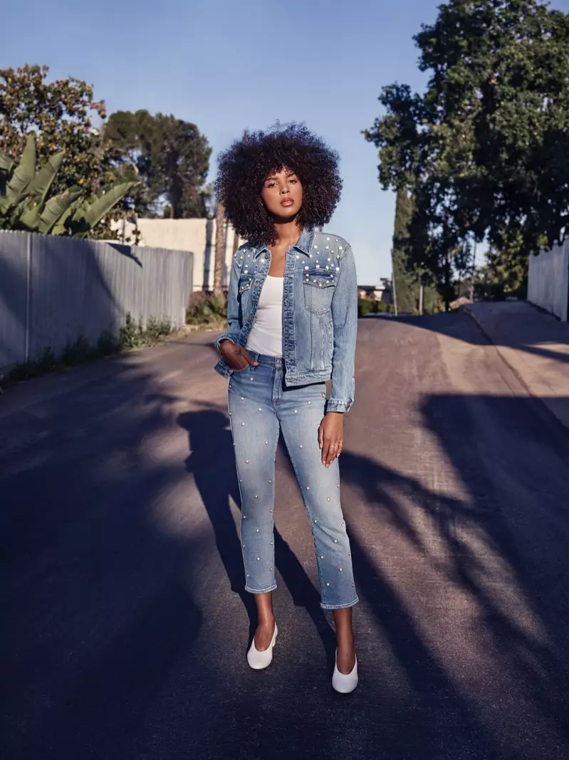 Arlissa poartă denim pe denim pentru campania 7 For All Mankind toamnă-iarnă 2018