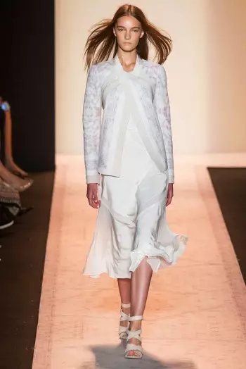 BCBG Max Azria Does Bohemian Luxe për pranverën 2015