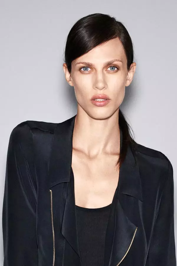 Zara เคาะ Aymeline Valade สำหรับ Lookbook เดือนตุลาคม 2012