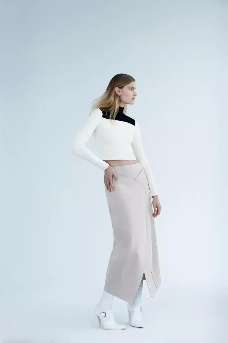 Constance Jablonski bærer elegant stil i S Moda af Eric Guillemain