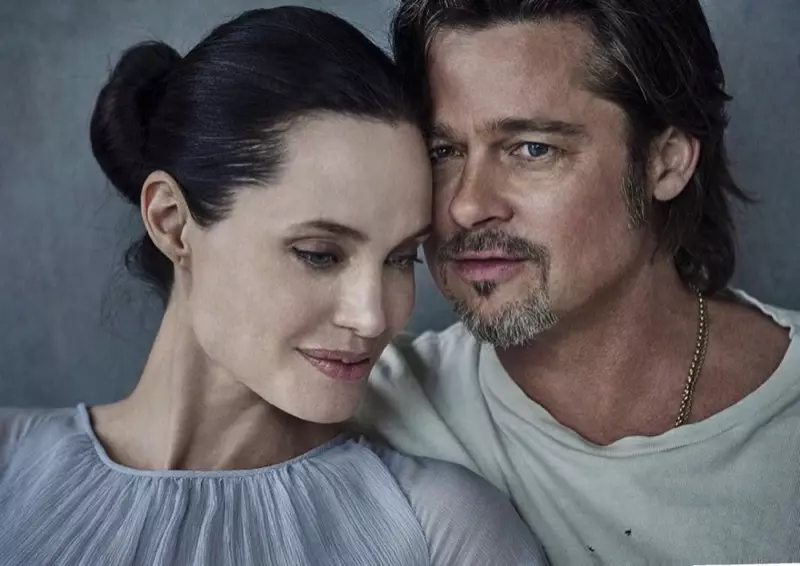 Angelina Jolie og Brad Pitt poserer i Vanity Fair Italia