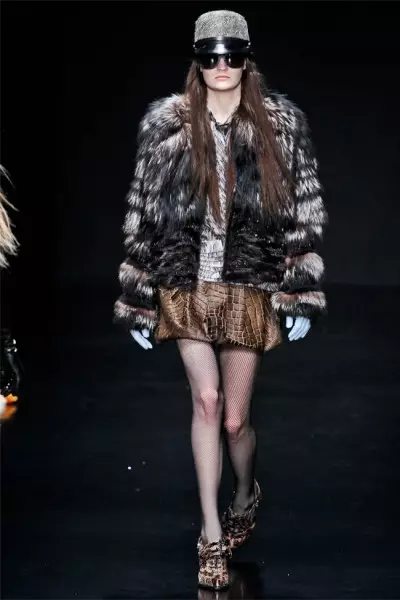 Roberto Cavalli Fall 2012 | မီလန်ဖက်ရှင်ရက်သတ္တပတ်