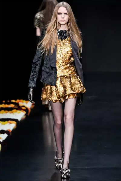 Roberto Cavalli Fall 2012 | မီလန်ဖက်ရှင်ရက်သတ္တပတ်