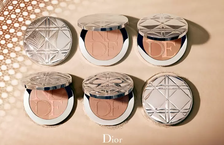 Daria Strokous가 Diorskin Nude Tan Bronzer 광고를 위해 태양을 흡수합니다.