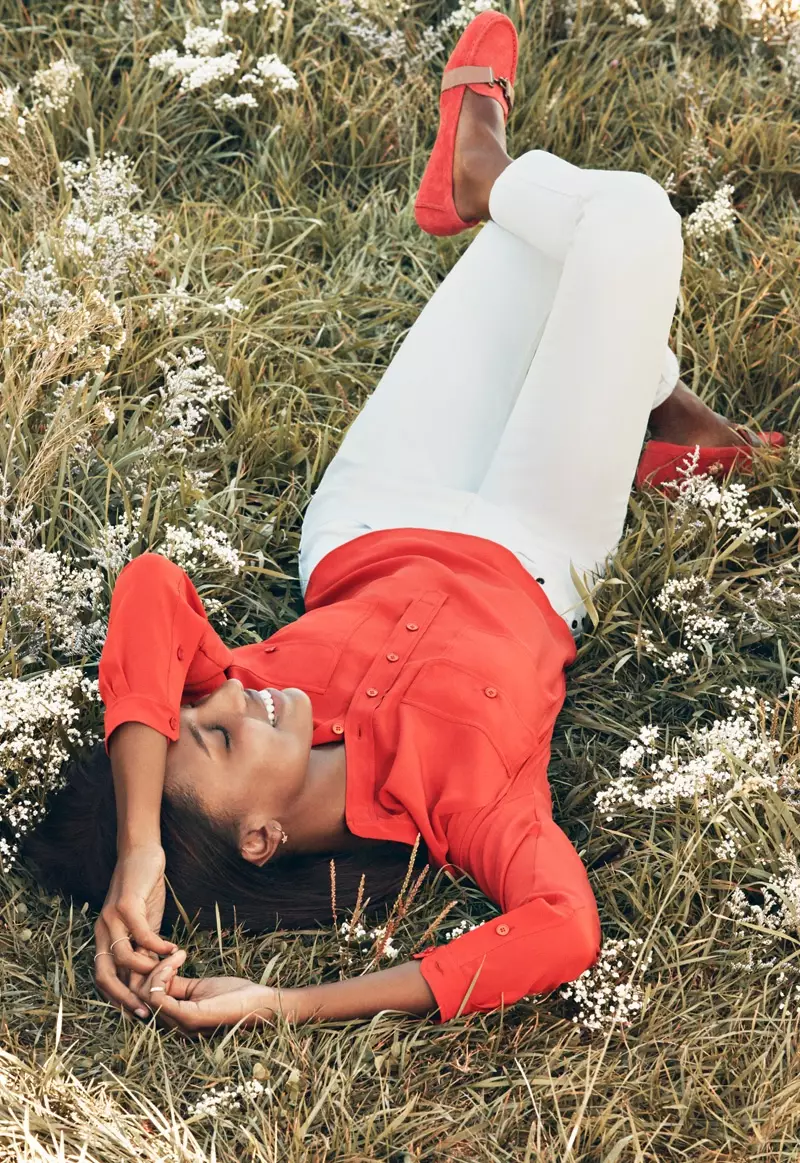 Jasmine Tookes model UGG® Aven Moccasin