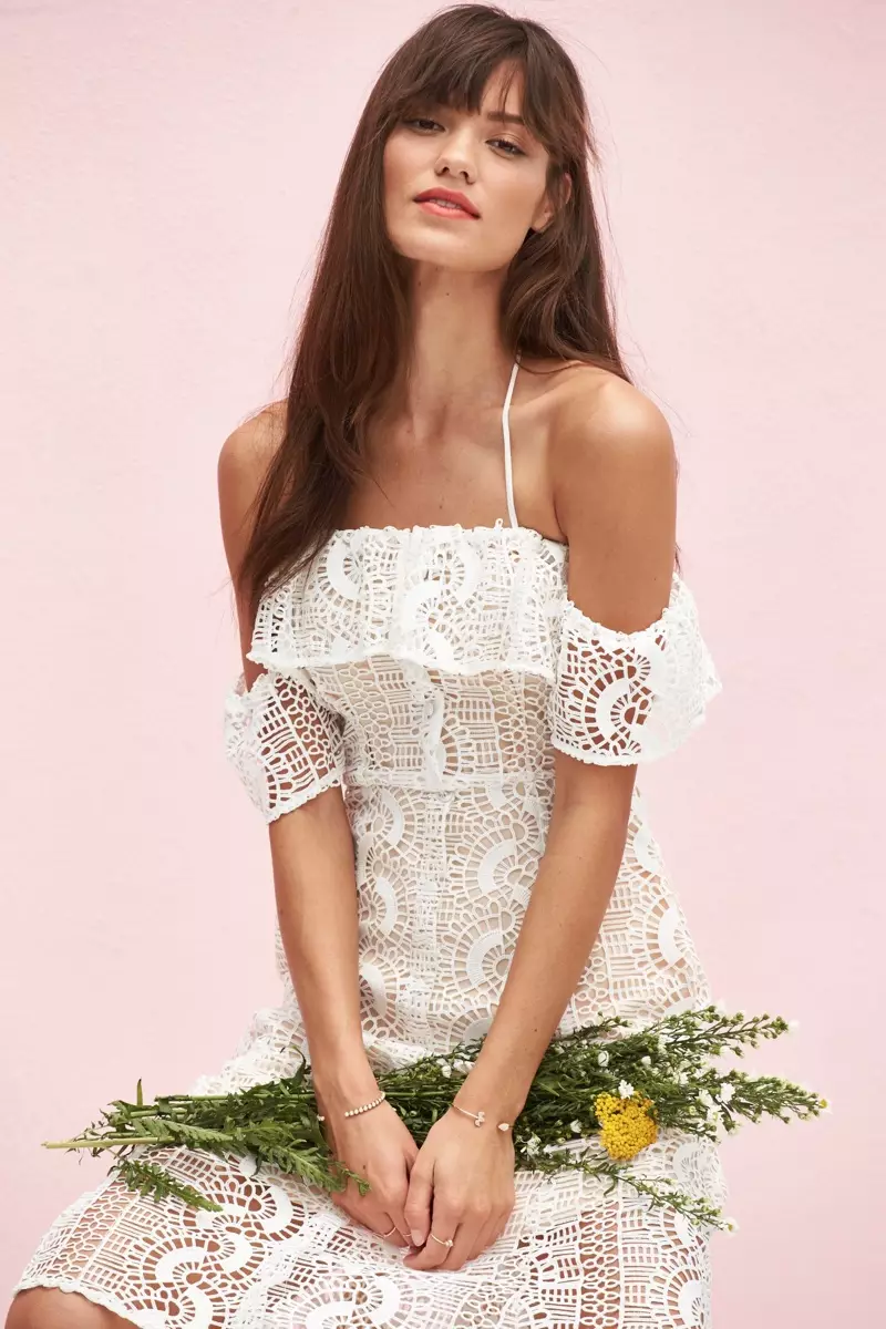 Summer Whites: 6 All White Looks fra REVOLVE