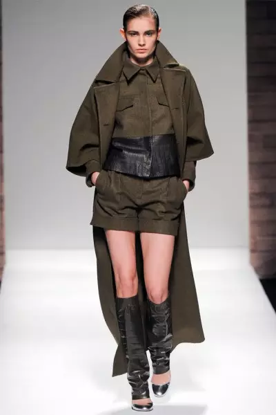 Max Mara Fall 2012 | မီလန်ဖက်ရှင်ရက်သတ္တပတ်