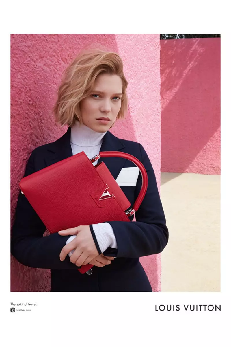 Lea Seydoux, poprvé jmenovaná ambasadorkou značky v lednu 2016, pózuje pro kampaň Louis Vuitton's Spirit of Travel.