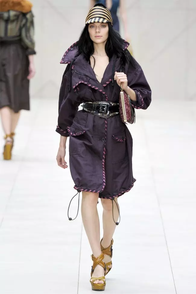 Burberry Primavera 2012 | Settimana della moda di Londra