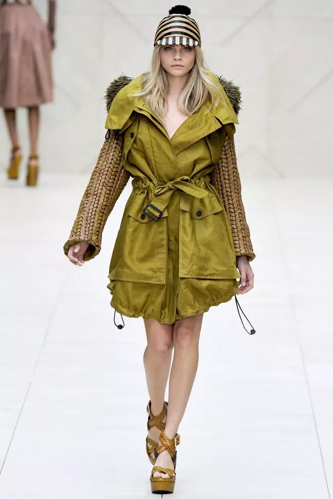 Burberry Primavera 2012 | Semana da Moda de Londres