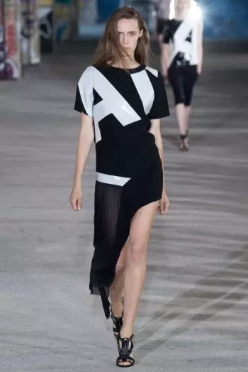 Anthony Vaccarello Goes Nautical, Grafik fir Fréijoer 2015