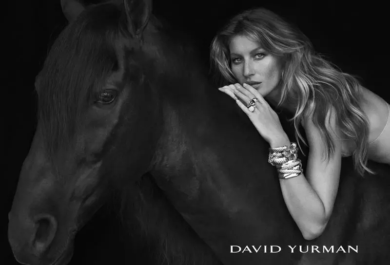 Gisele Bundchen David Yurmanın 2012-ci ilin payız kampaniyasında Peter Lindbergh tərəfindən heyrətləndirildi