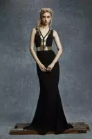 Nguo za Ndoto Kutoka kwa Mkusanyiko wa Reem Acra wa Pre-Fall 2015