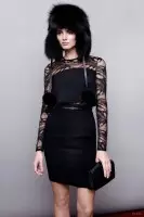 Elie Saab tham gia Folk Glam cho Pre-Fall 2015