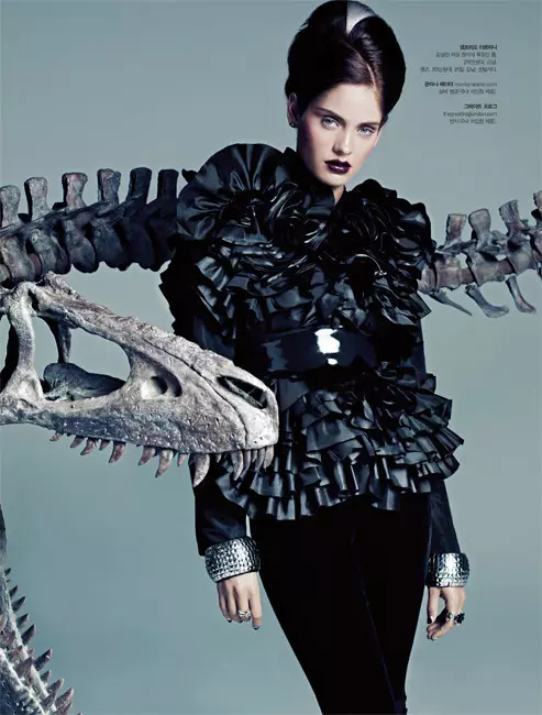 Heidi Mount Channels Daphne Guinness kwa S Magazine Septemba 2012