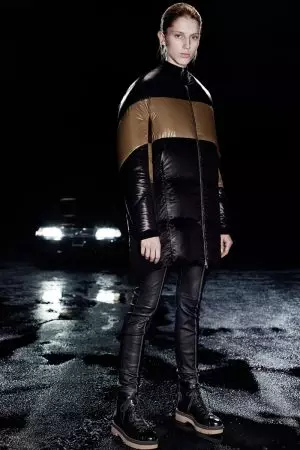 T d'Alexander Wang fa ratlles i jaquetes inflades per a la tardor