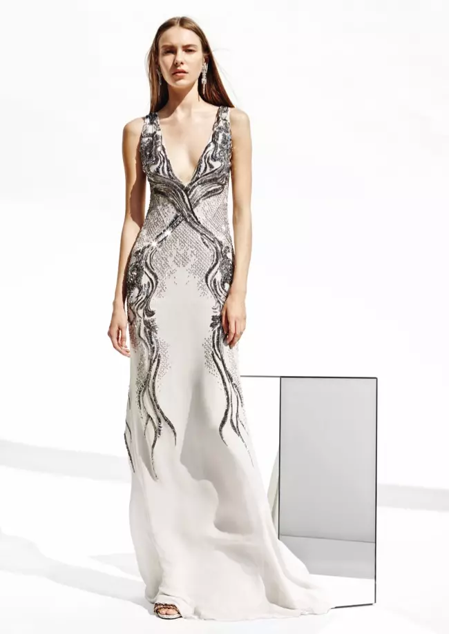 Roberto Cavalli 2015 ຮູບພາບຣີສອດ