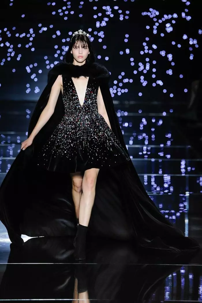 Zuhair Murad Musim Gugur 2015 Couture: Saat Bintang Keluar