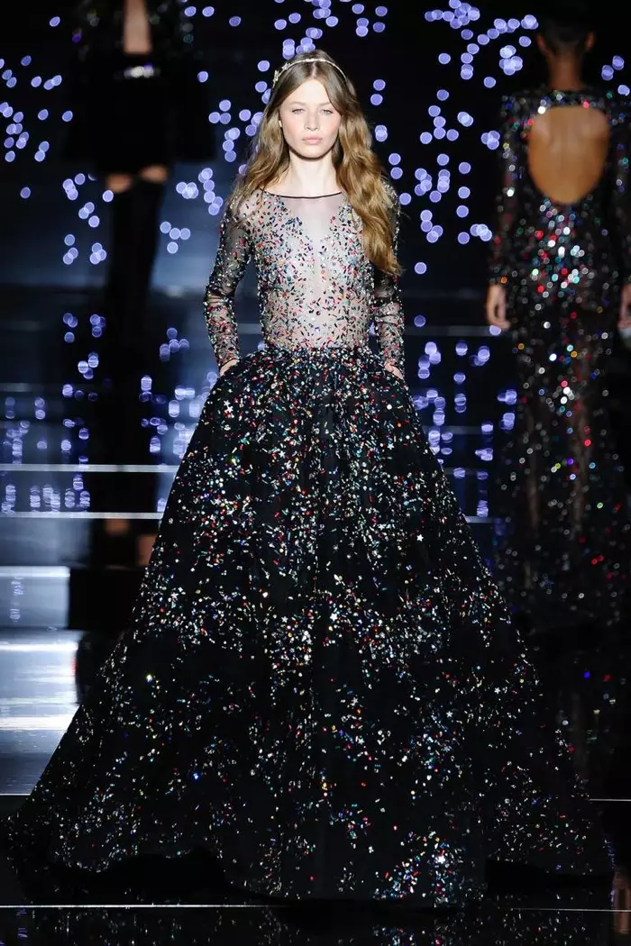 Zuhair Murad Aŭtuno 2015 Couture: Kiam la Steloj Eliras