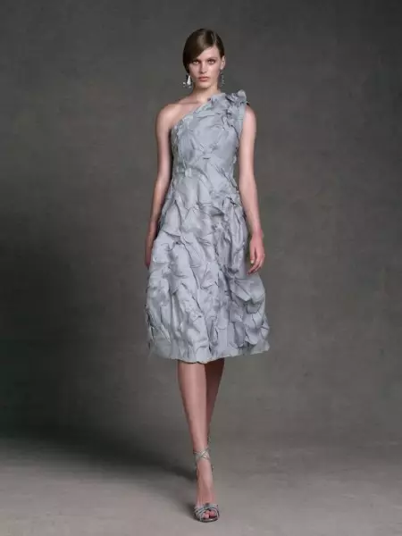 Donna Karan's Resort 2013 коллекциясы күндүзгү стилдерди сунуштайт