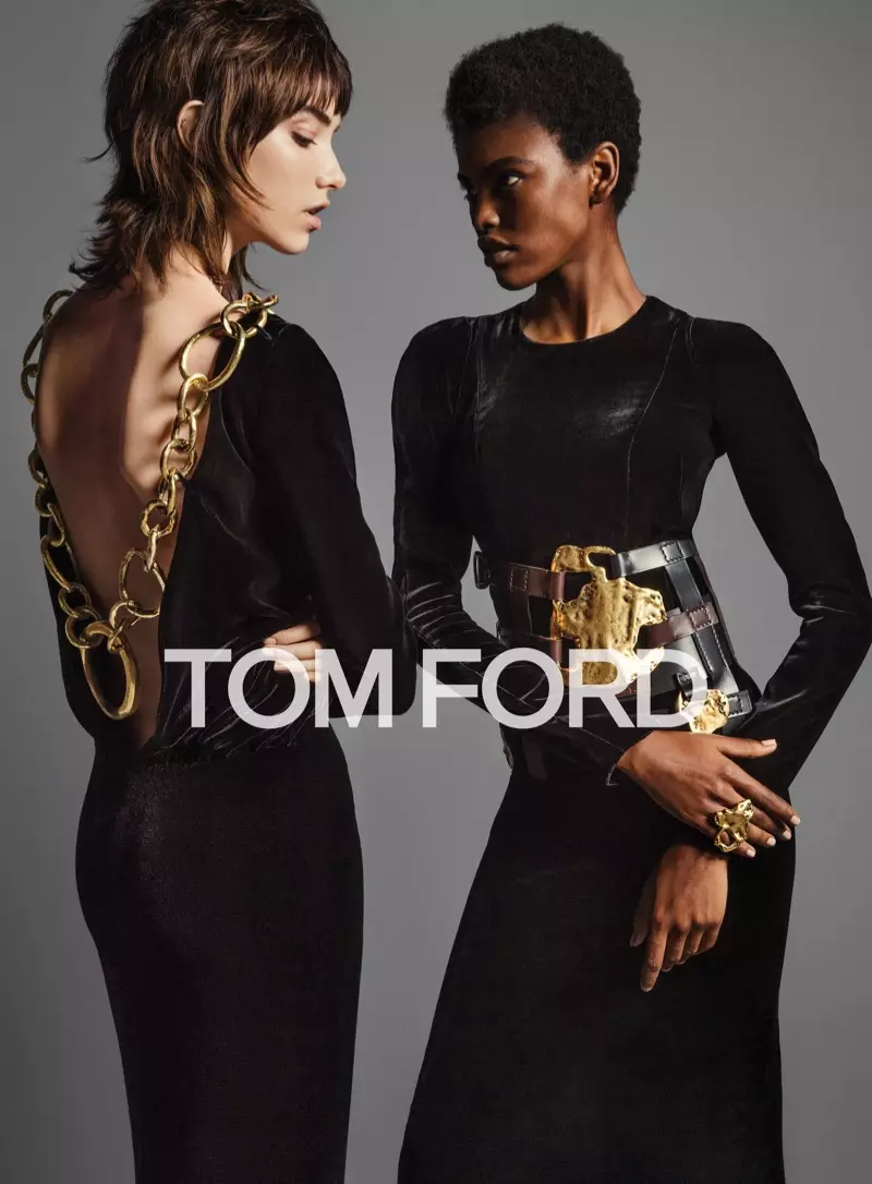 Amilna Estevao ແລະ Grace Hartzel ດາວໃນການໂຄສະນາຂອງ Tom Ford ລະດູໃບໄມ້ຫຼົ່ນ 2016