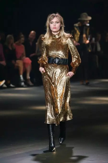 Saint Laurent tsjinnet 70s Vibes foar hjerst 2016