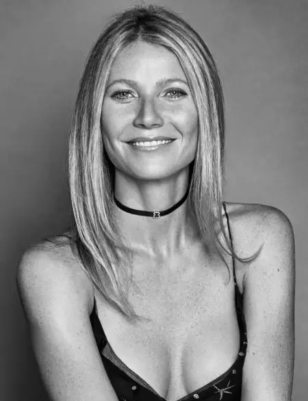 Gwyneth Paltrow ແມ່ນຮອຍຍິ້ມທັງໝົດໃນ ELLE Spain Cover Shoot