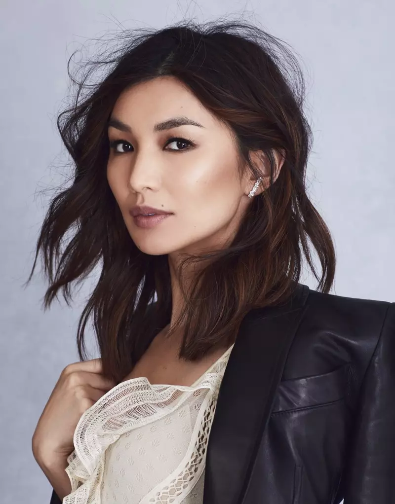 Fotografiată de Lara Jade, Gemma Chan pozează pentru Modern Luxury