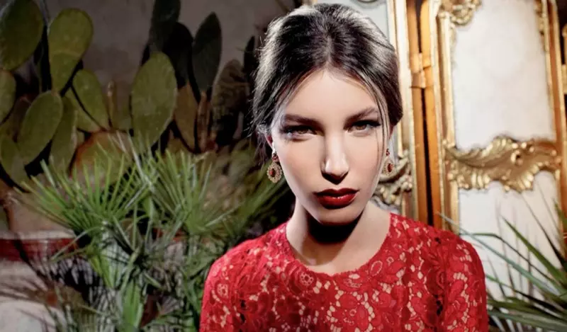 Kate King medverkar i Dolce & Gabbana Baroque Jewelry-kampanj 2013