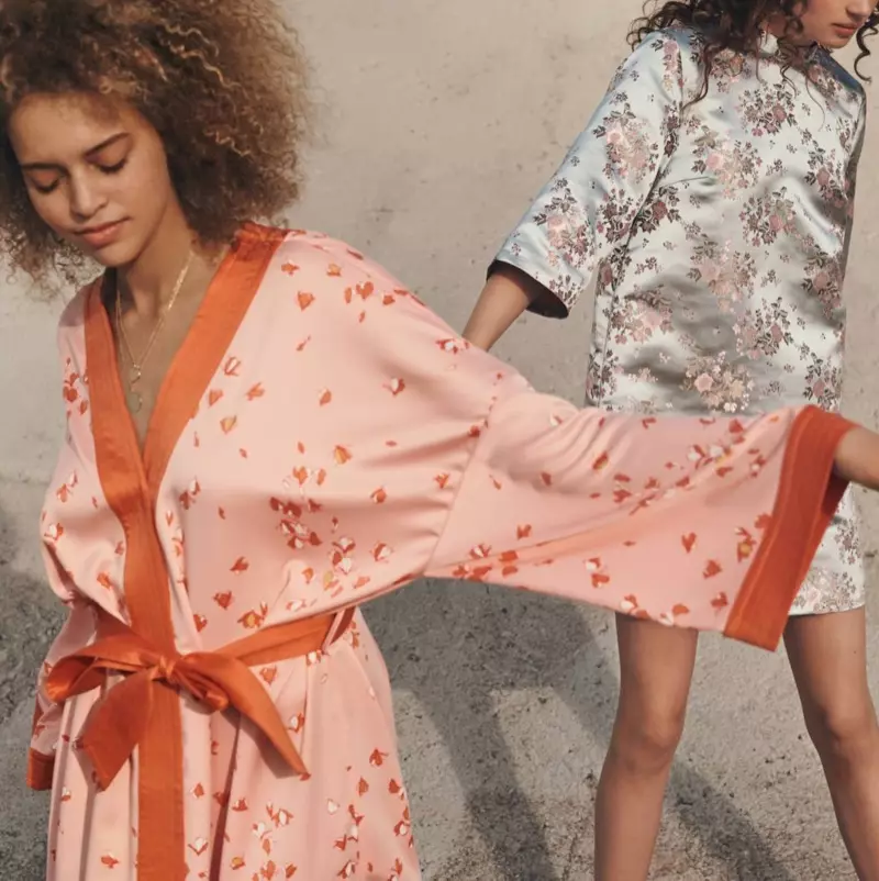 (přední) H&M dlouhé saténové kimono (zadní) H&M žakárové šaty