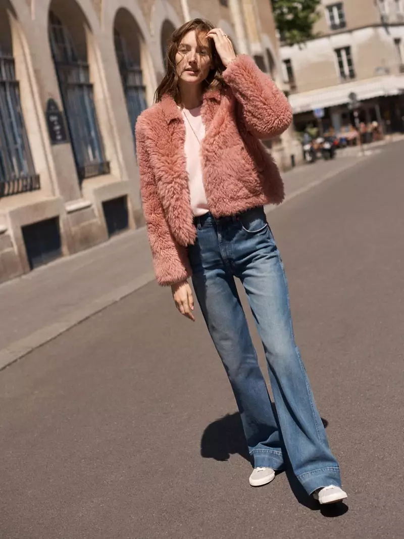 Madewell Pembe Moğol Kürklü Ceket, Perçin ve İplik Retro Geniş Bacak Kot Pantolon ve Madewell x Veja Esplar Süet Düşük Spor Ayakkabı