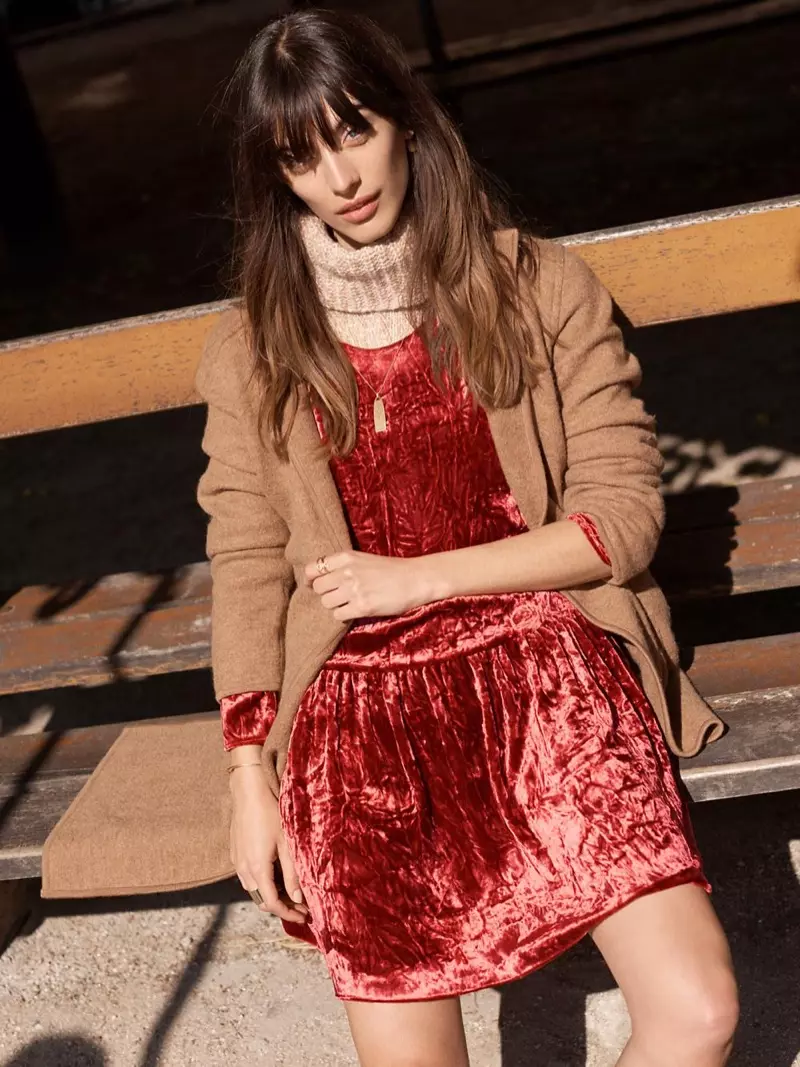 Casaco-suéter Madewell Camden, vestido manga sino de veludo e colete-camisola com gola alta