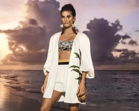 Ізабелі Фантана накіроўваецца на Мальдывы для ўдзелу ў кампаніі Agua de Coco Swim