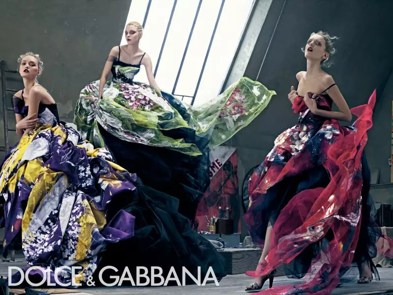 Throwback خميس | Gemma, Jessica + Lily for Dolce & Gabbana Spring 2008 Campaign