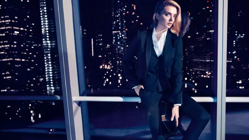 Lily Donaldsonen aurrean Hugo Boss Holiday 2013ko iragarkiak