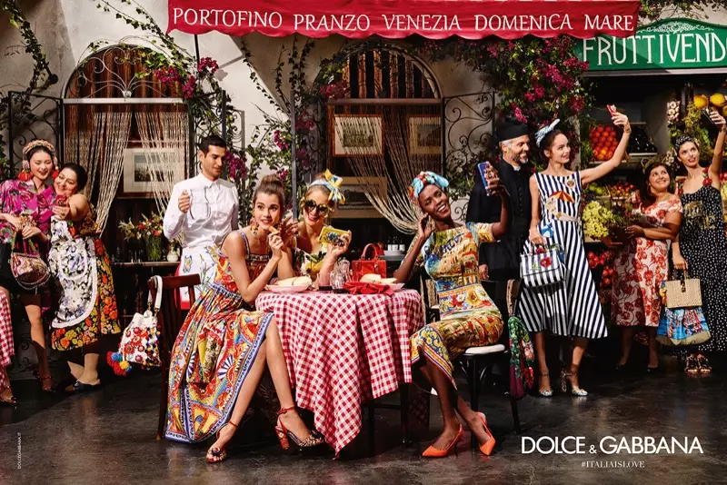 Ipinagdiriwang ng tatak ng fashion ang Italya sa mga bagong ad