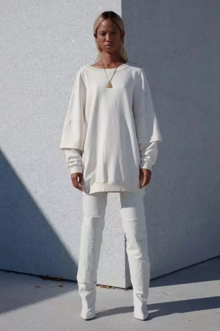 Yeezy sezóna 4 je celá o neutrálnych a Bodycon siluetách