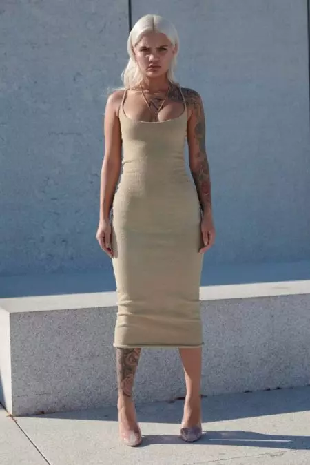 Yeezy Season 4 é tudo sobre silhuetas neutras e Bodycon