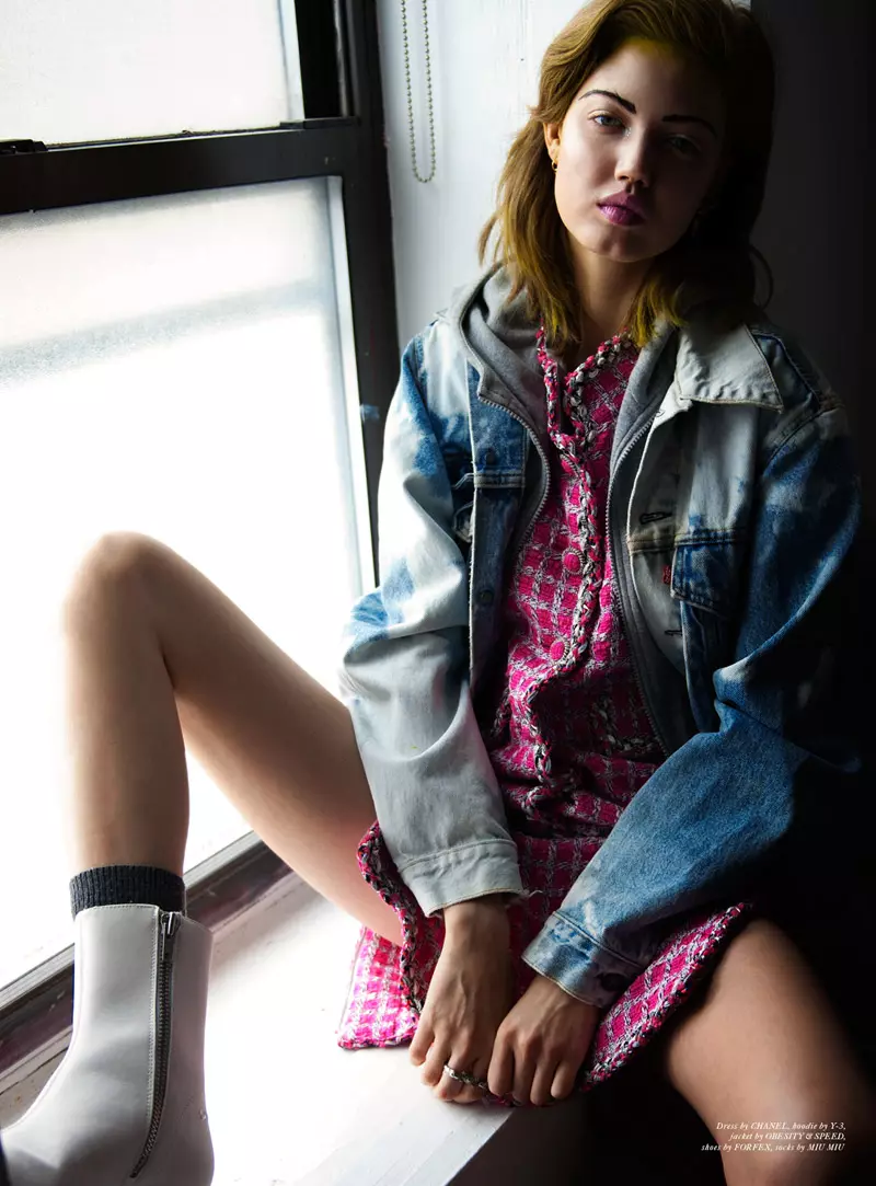 Lindsey Wixson obtient Lounge-y pour RIKA Magazine par Joachim Johnson