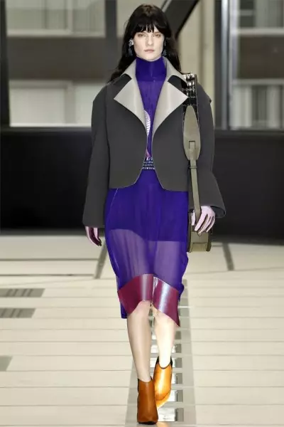 Balenciaga Fall 2012 | पेरिस फेसन सप्ताह