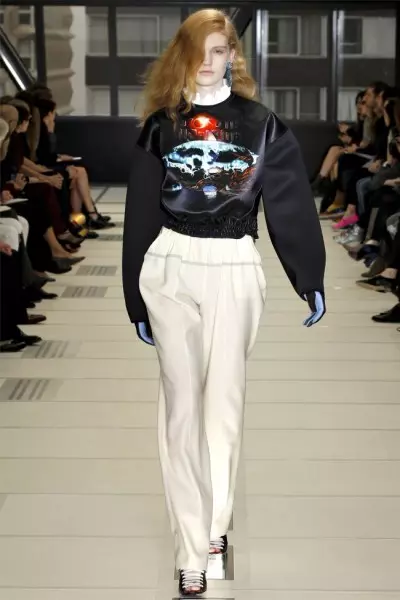 Balenciaga Fall 2012 | প্যারিস ফ্যাশন উইক