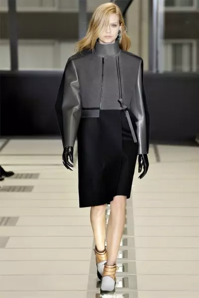 Balenciaga ውድቀት 2012 | የፓሪስ ፋሽን ሳምንት